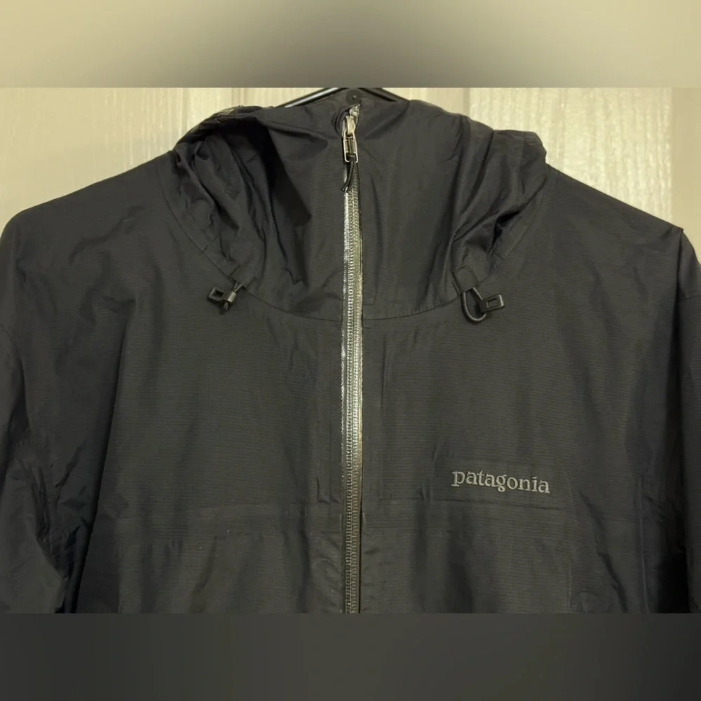 Patagonia M’s Super Cell Jacket – GORE-TEX Paclite® – Size M – Black - Picture 5 of 16